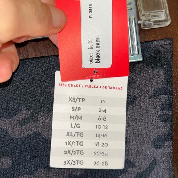 New Spanx camo leggings size medium - Picture 6 of 8